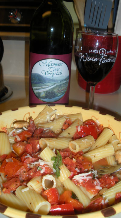 Roasted red peppers in a tomato cream sauce with rigatoni